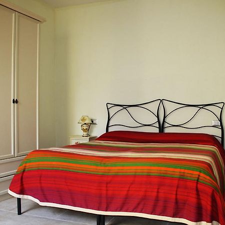 B&B Sa Prama Гальтелли Экстерьер фото